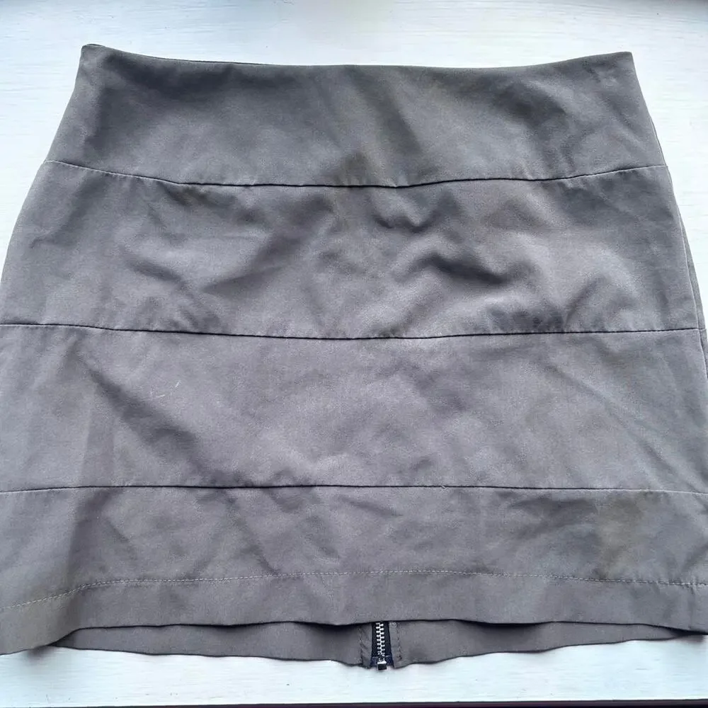 Grey Audrey mini skirt Small Zip‎ Lightweight short sexy